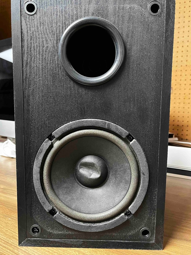 SSI Speaker System (Sub woofer, Center, Front) - 3 piece