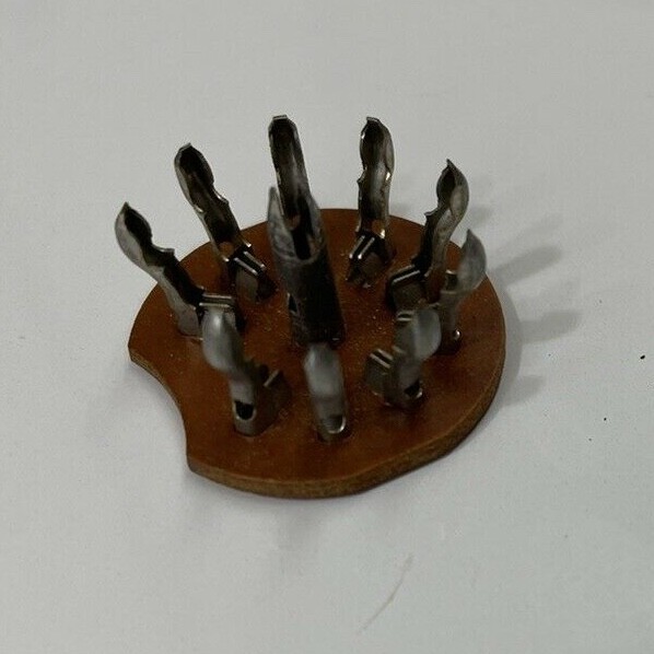 (1) PCB 9 pin tube socket