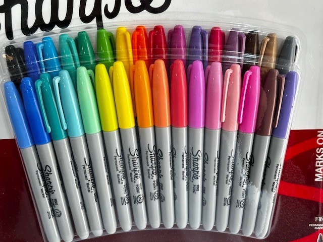 SHARPIE Permanent Markers Fine Point 32 Count (Multicolor)