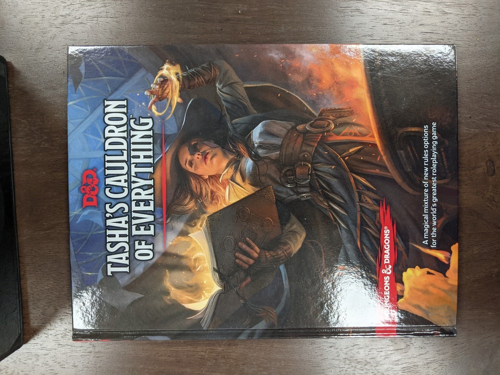 D&D Rulebooks + Xanathar's Guide + Tasha's Cauldron + Dice Set