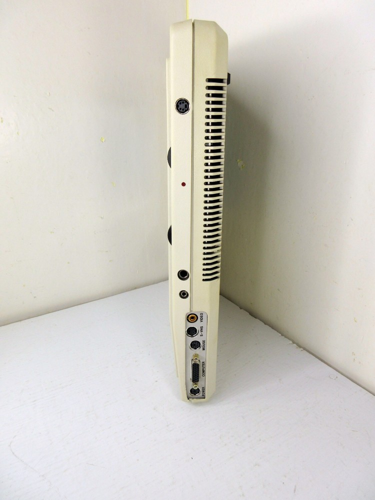 Apollo VISION Q3 Audio Visual Projector Presentation System Screen IMT-16.7 Lot