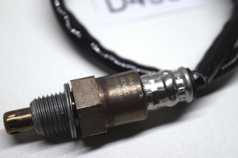 Yamaha YZF R6 RJ27 Lambda Sensor Right Header