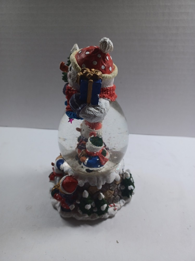 Christmas Snow Globe snowman