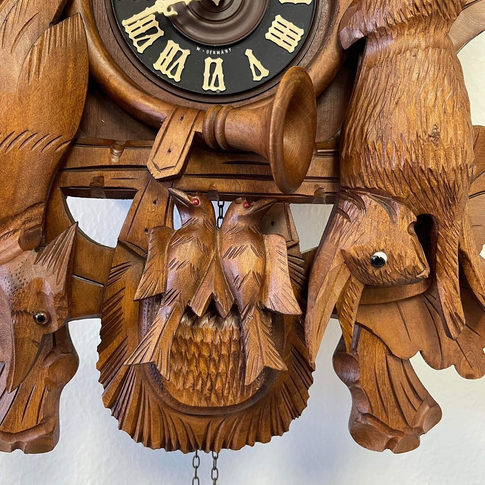 Black Forest Deer Head Hunter Cuckoo Clock