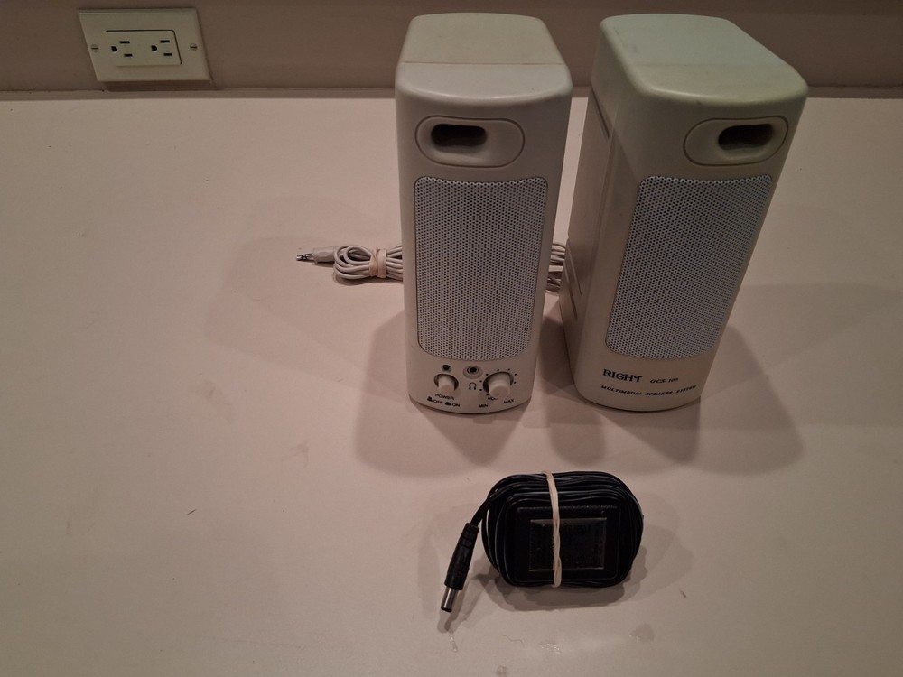 GCS-100 COMPUTER MULTIMEDIA SPEAKERS (LEFT & RIGHT SPEAKERS + POWER CUBE) TESTED