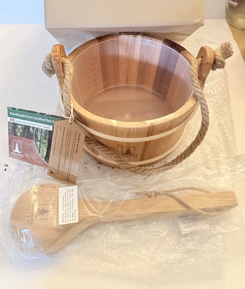 Sauna Bucket with Rope Handle