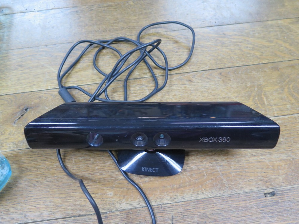 Microsoft 1414 Xbox 360 Kinect Sensor Bar Only - Black - Tested Working