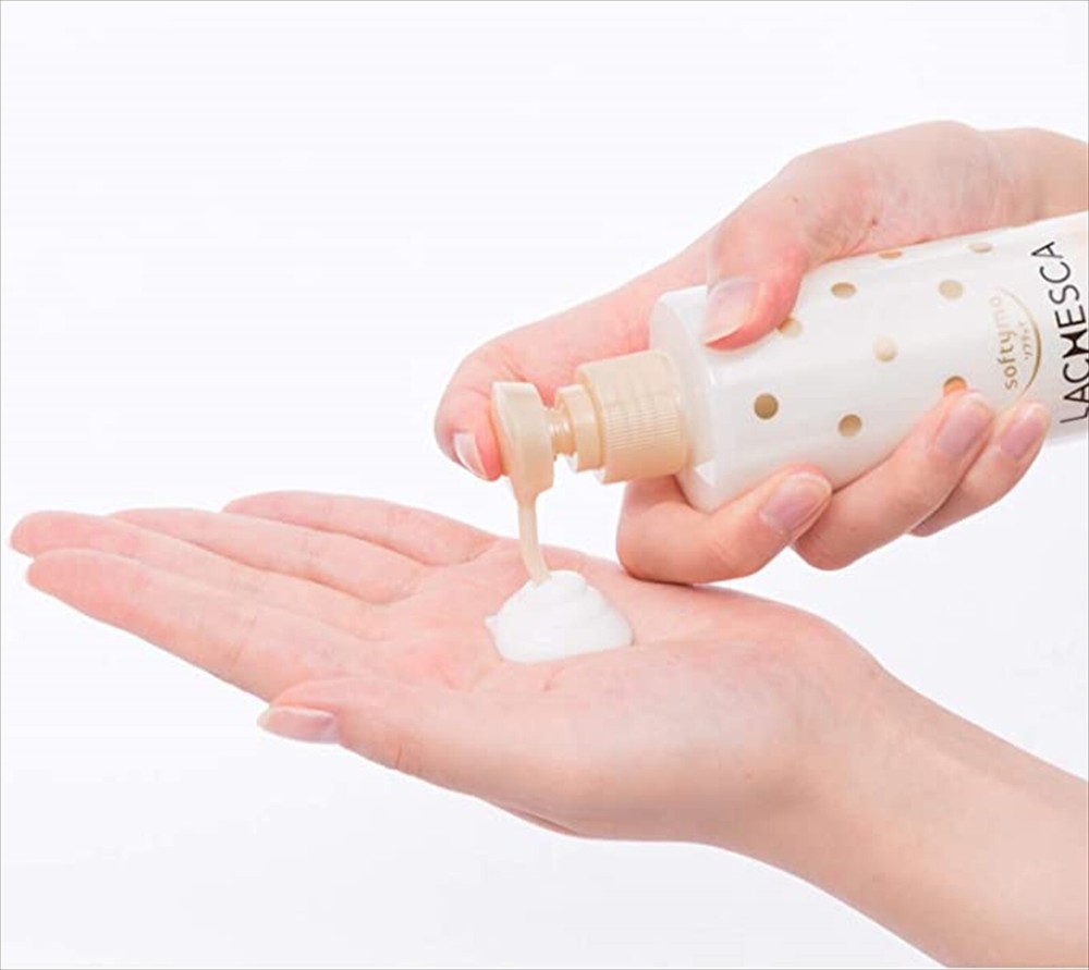 KOSE Softymo Lachesca Milk Cleansing 200mL
