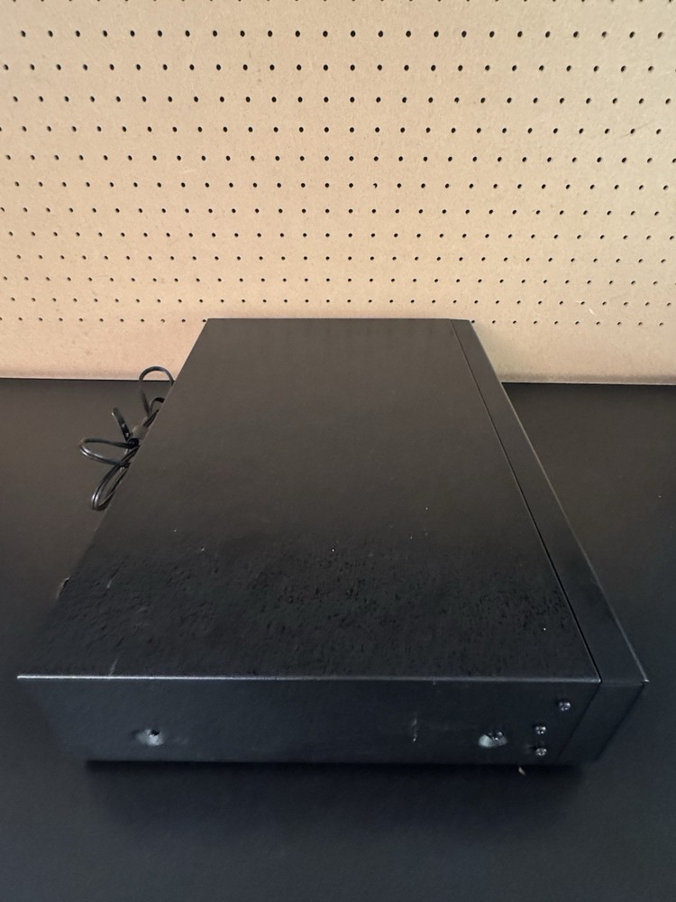 VocoPro CDG-3000 Digital Audio/Compact Disc Player System
