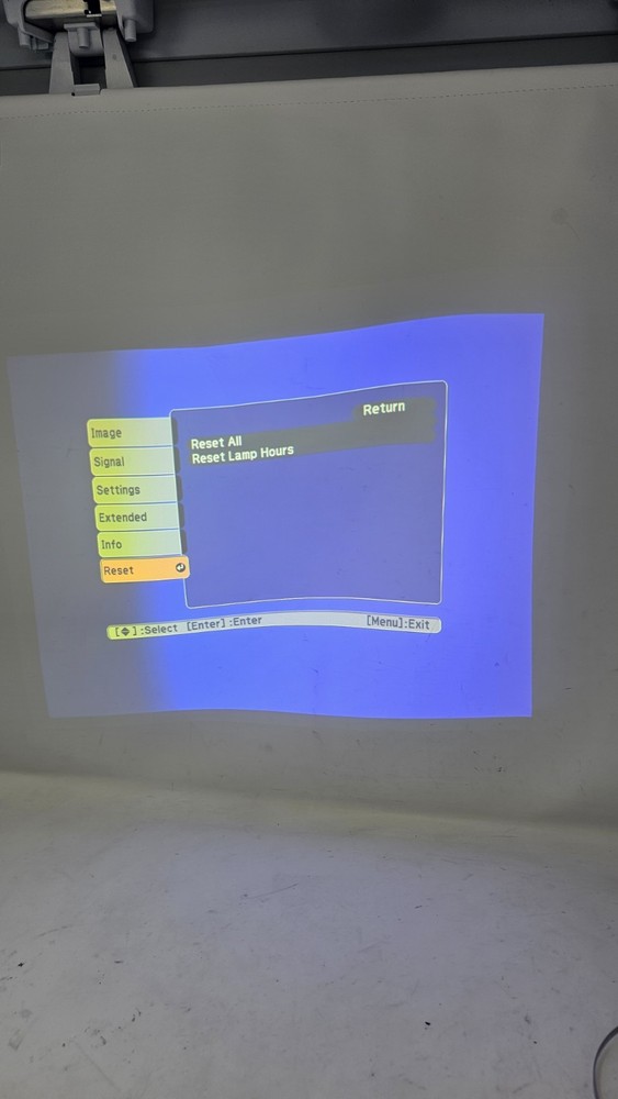 Epson EX3200 LCD Projector