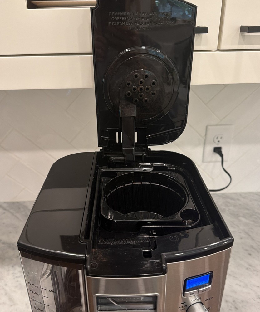 Cuisinart DCC-3000 Programmable Filter Coffee Machine 12 Cup Stainless Steel