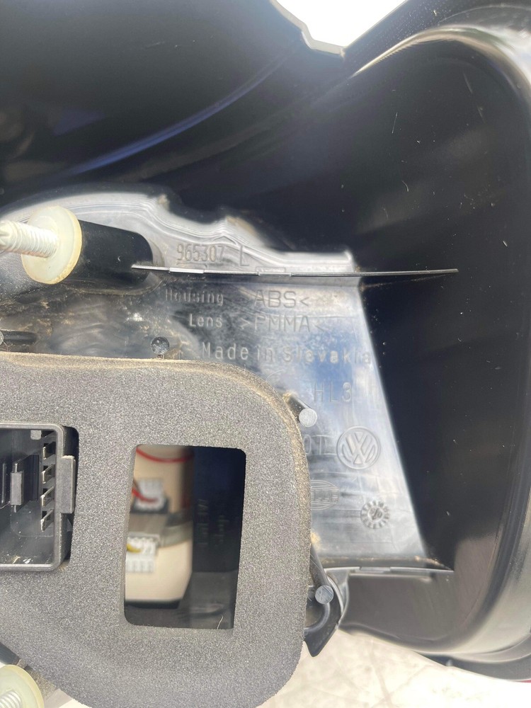 VW GOLF PLUS REAR TAILGATE LIGHT DRIVERS SIDE (965307)