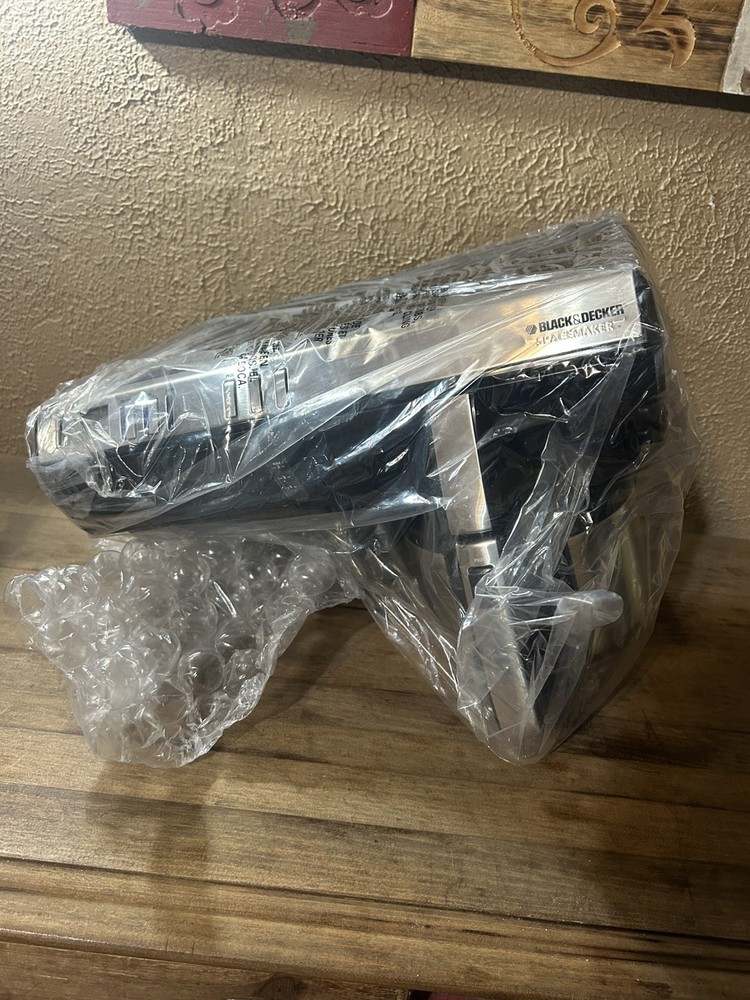 Black & Decker Spacemaker SDC850 Under Cabinet 8 Cup Coffee Maker Open Box