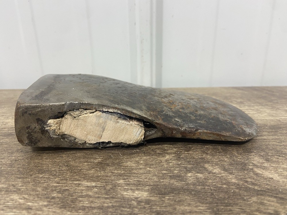 Vintage Old Rare 4-1/2 Lb Axe Tool Handmade
