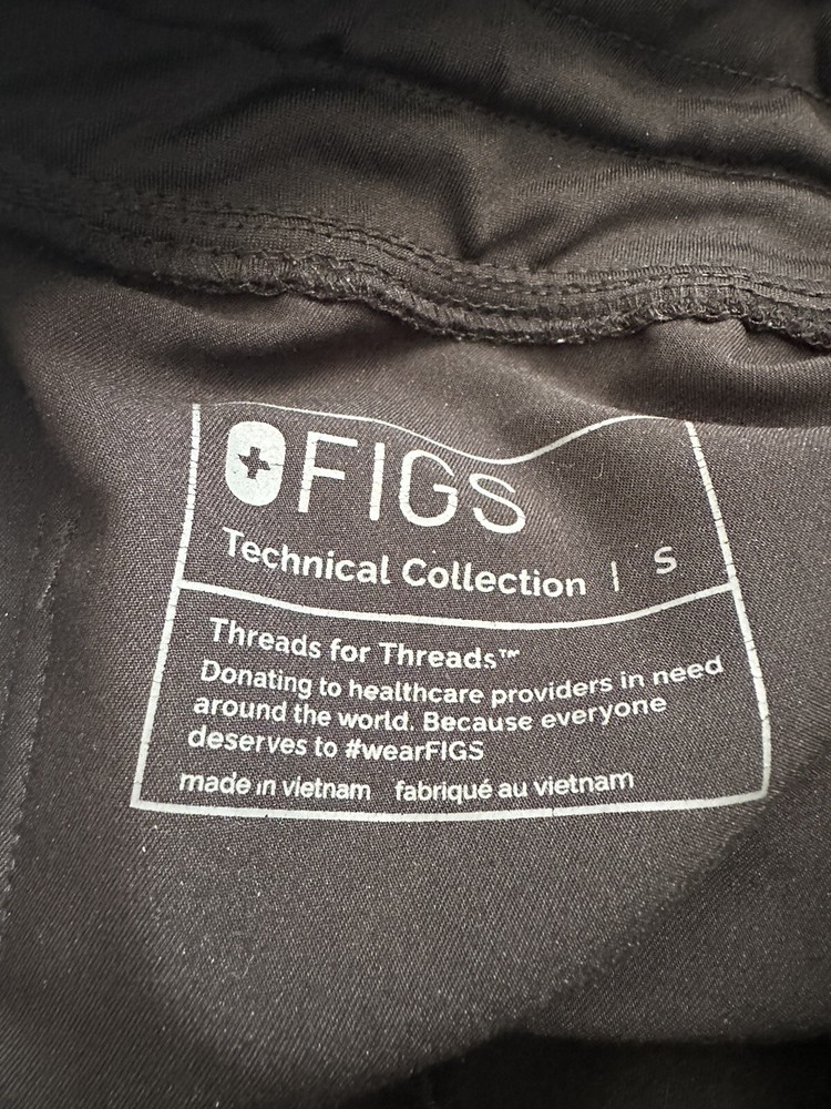 Figs Black Jogger Scrub Set Size S (A30)