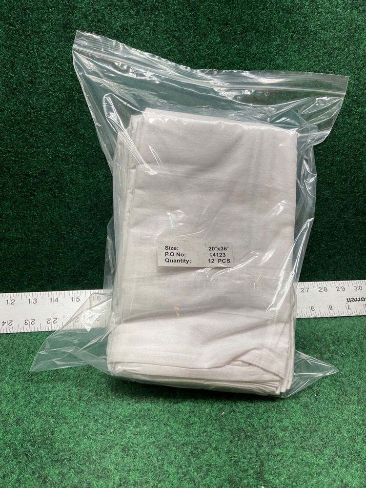Pillow Protector with Zipper 20" x 36" White 11 Pack