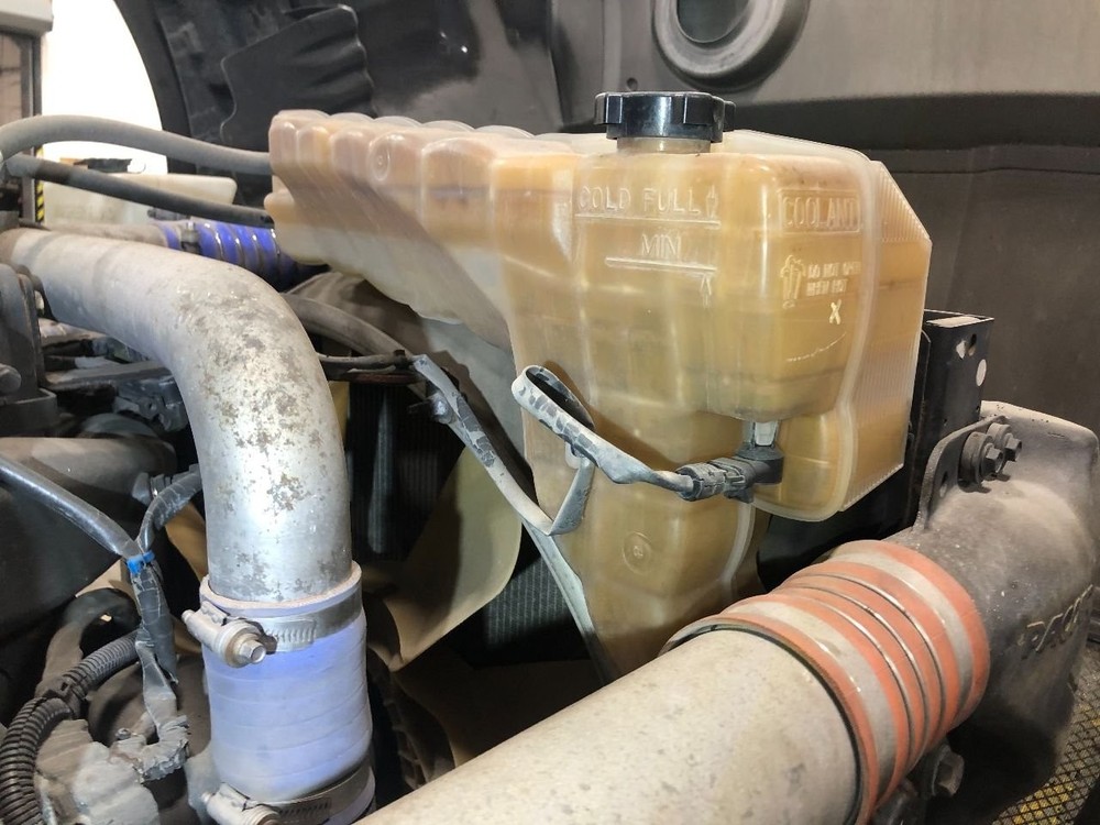2012-2018 Kenworth T680 Radiator Overflow Bottle - Used