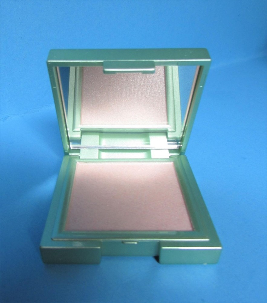 Mally Beauty FACE DEFENDER HIGHLIGHTER Gorgois Glow Lighter