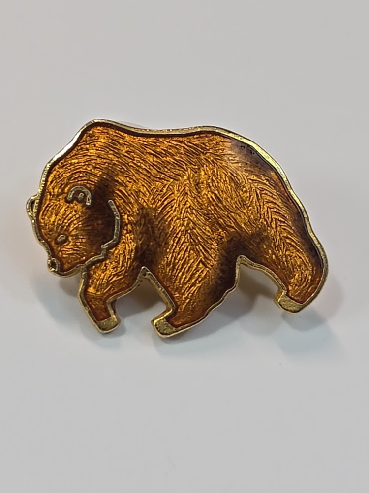 Bear Lapel Pin Small Size Nice Enamel