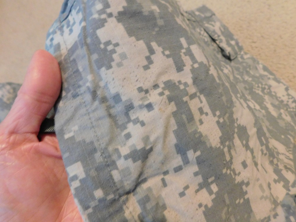 US ARMY ACU PANTS SIZE MEDIUM - LONG