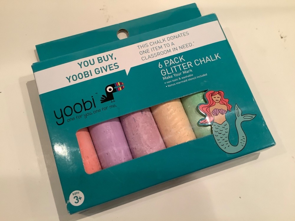 Yoobi 6 Pack Glitter Sidewalk Chalk New in Box