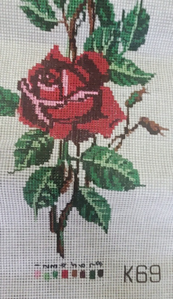 Needlepoint Canvas - Vertical Roses Pattern - #K69 - Canada - 8" x 39"