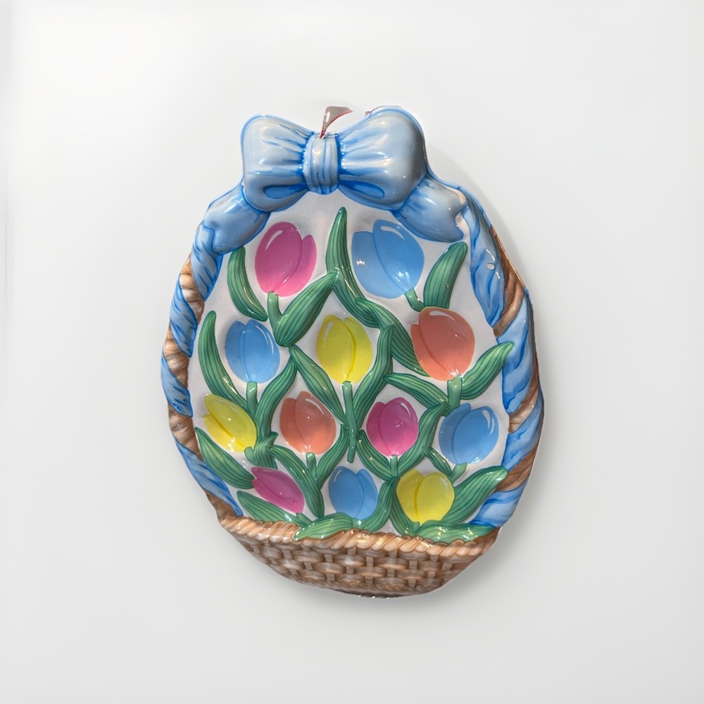 Plastic Deviled Egg Plate, Easter Basket Shape, Blue Bow ￼