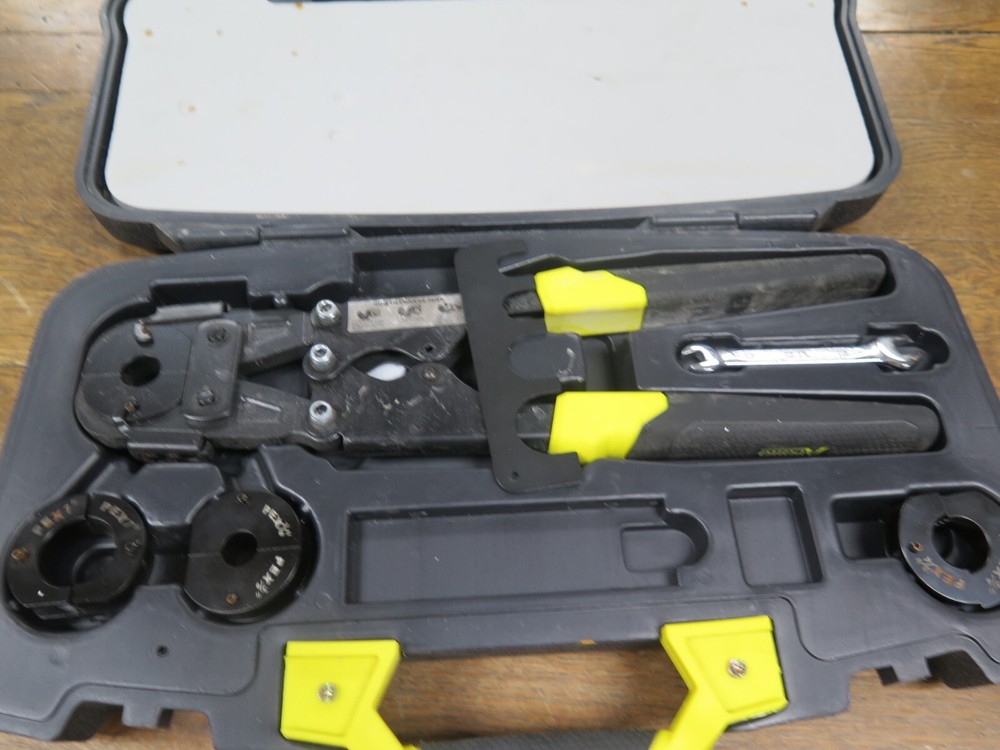 Apollo Multi-Head PEX Crimp Tool Kit