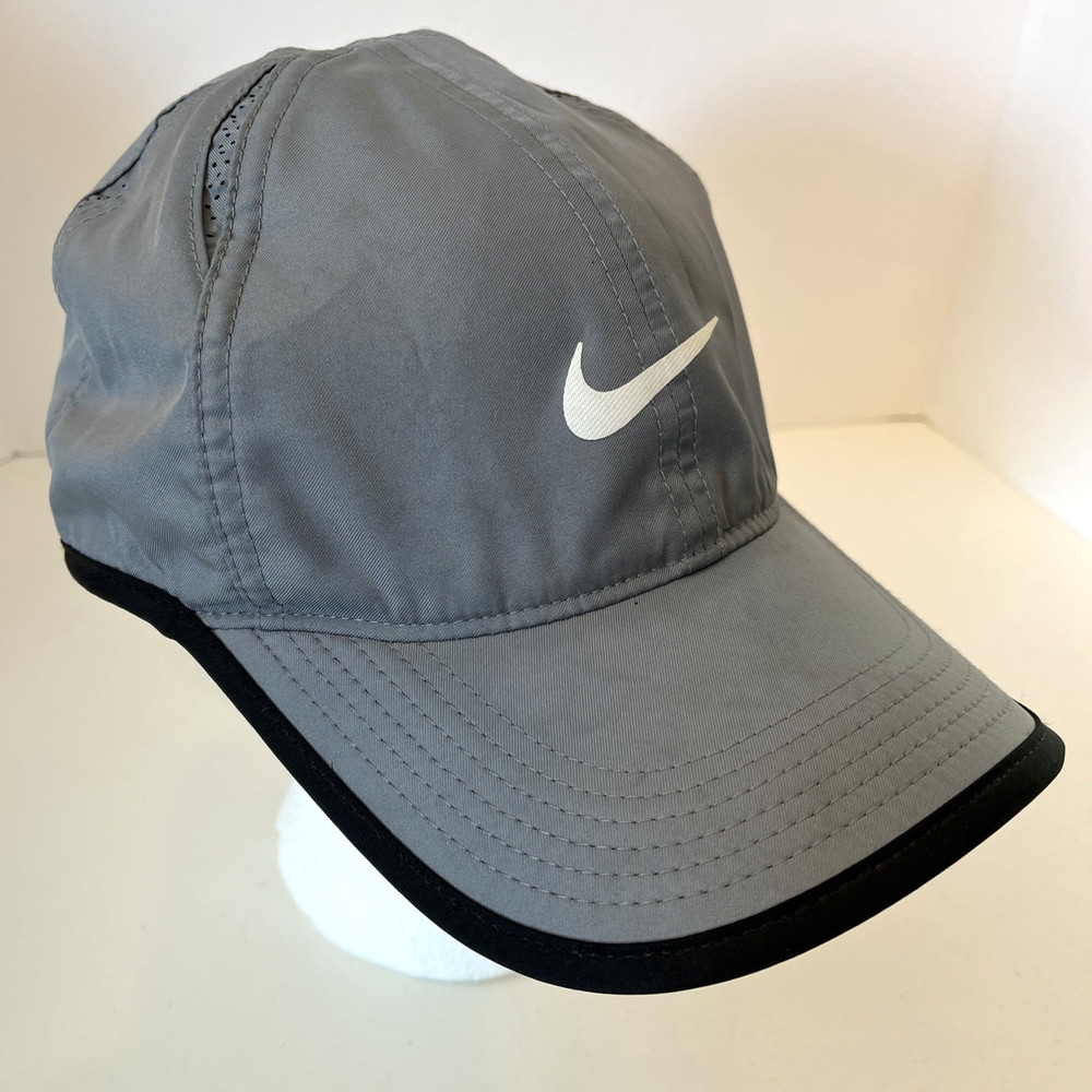 Nike Hat Grey Black Featherlight Dri Fit Strap Back 6 Panel Running Cap