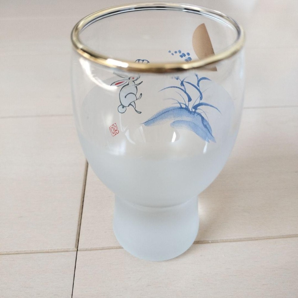 Set of 4 glass sake cups