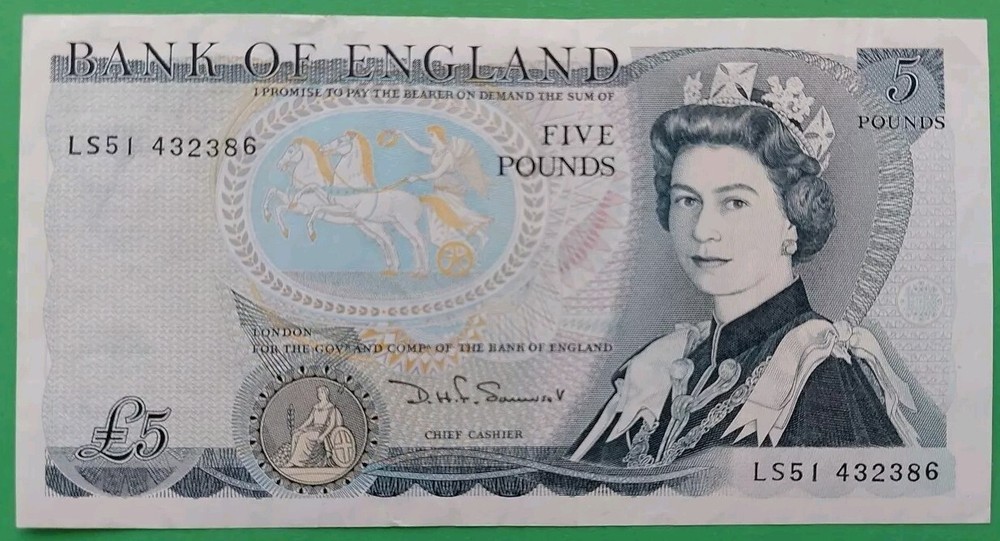 1987 1988 England £5 Excellent