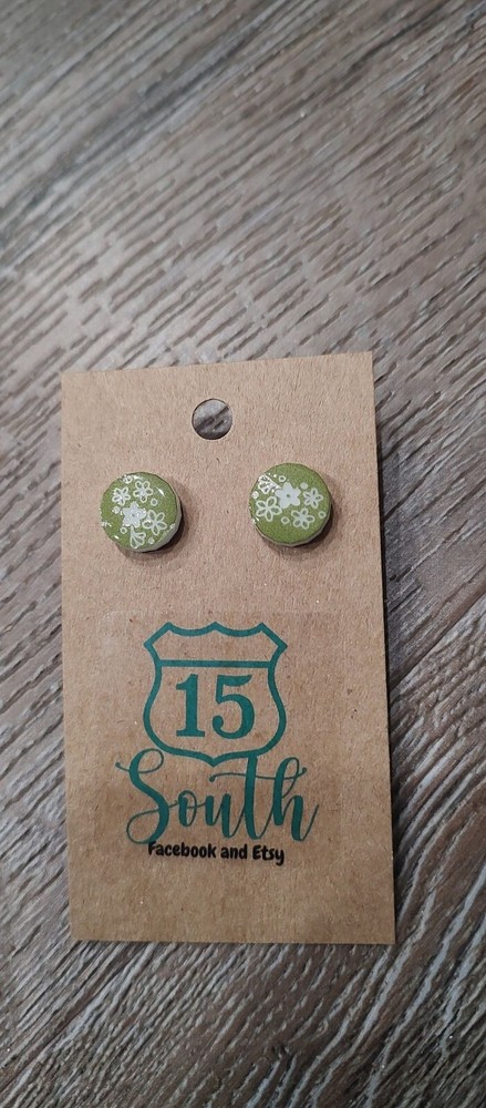 Vintage style spring blossom round stud earrings/vintage inspired studs /Kitchen