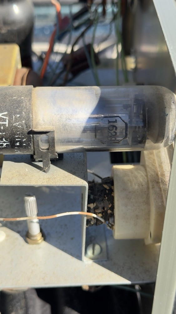 Vintage Heathkit Condenser Checker POWERS ON NOT TESTED