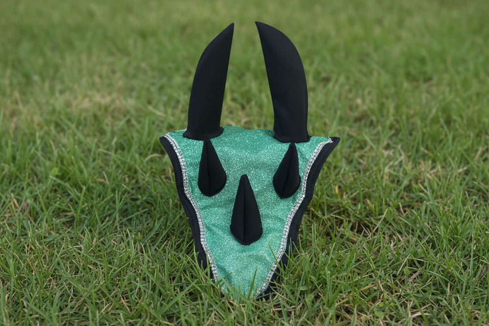 Dragon Saddle Pad Set with Ear Bonnet and Blushing Boots