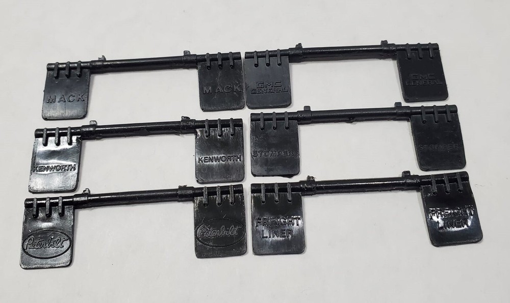 Schaper Stomper Semi replacement molded mudflaps Kenworth