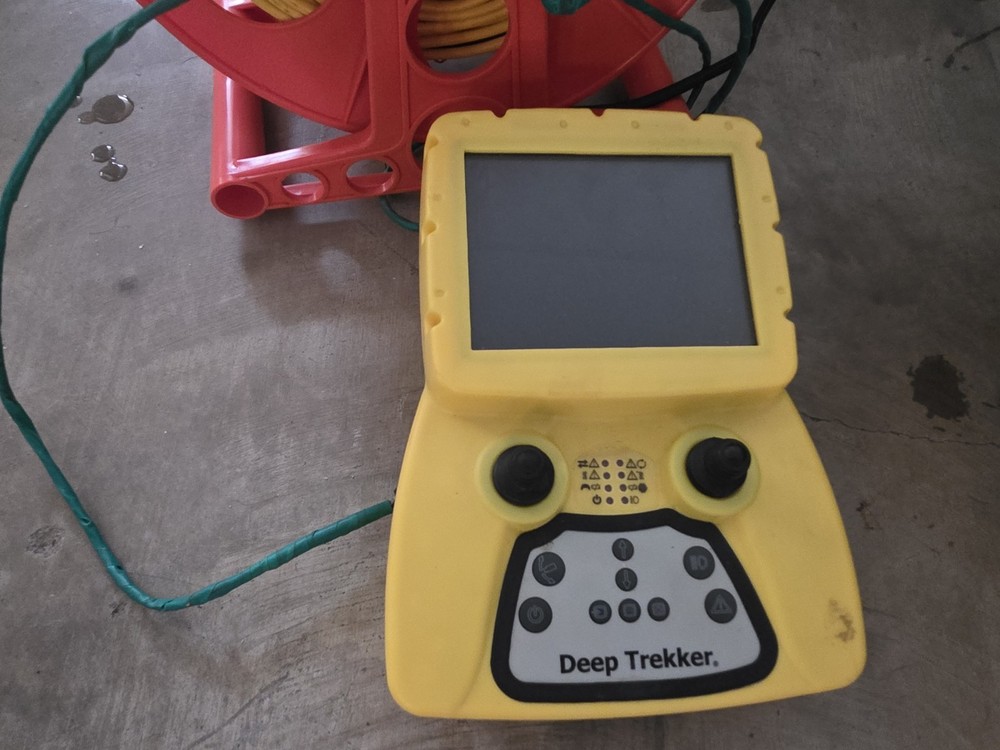 Deep Trekker DTG2 underwater inspection ROV system.