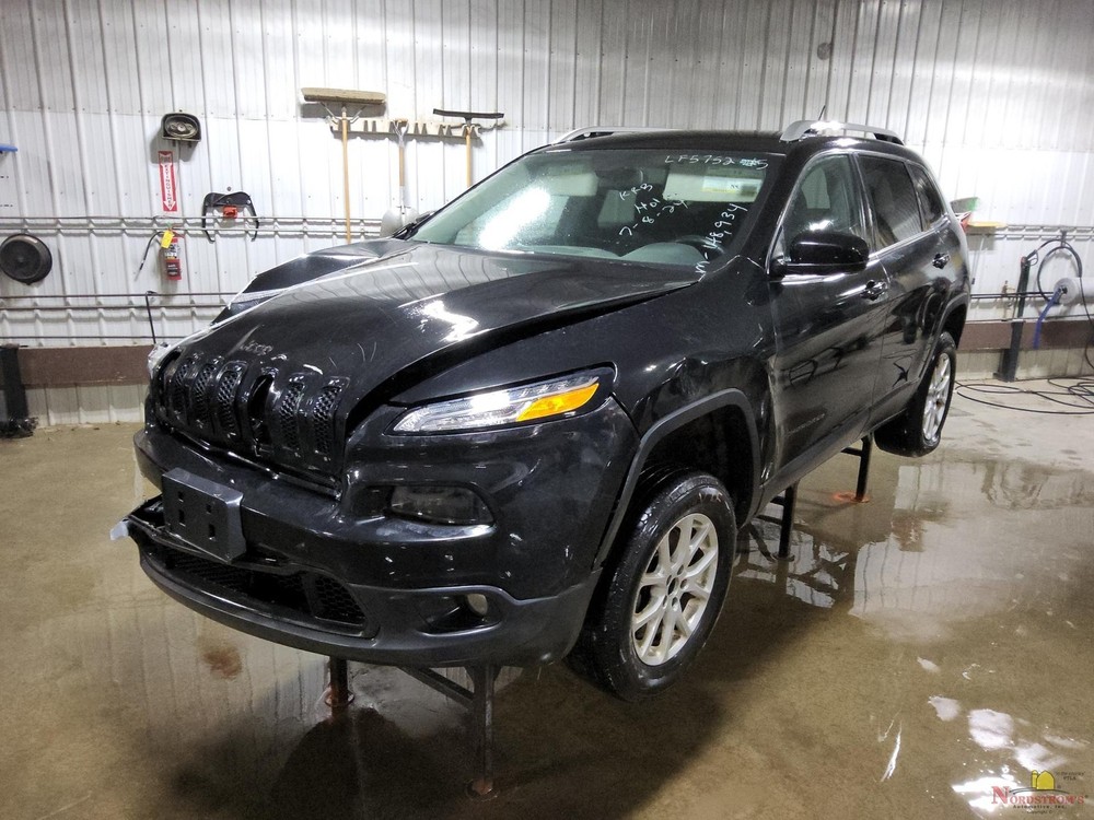 2015 Jeep Cherokee Driver Front Headrest Only Black Cloth