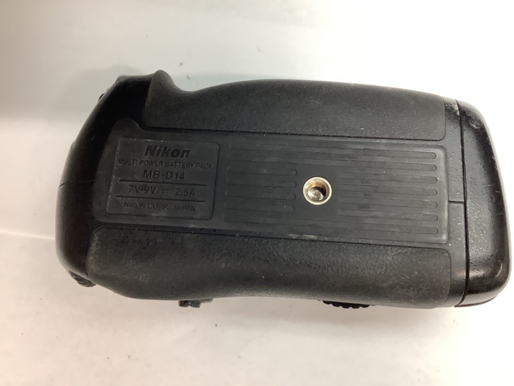 Nikon MB-D14 Multi Battery Power Pack for D600, D610