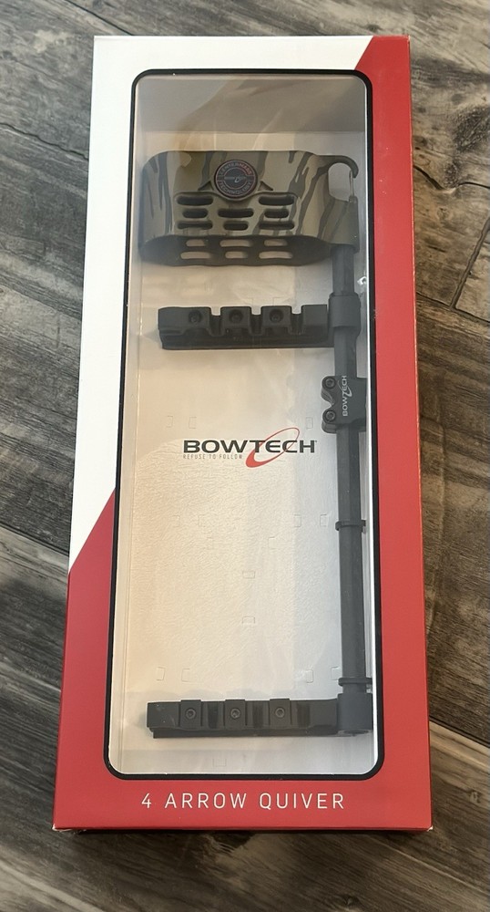 Bowtech CenterMass Mossy Oak Bottomland  Quiver