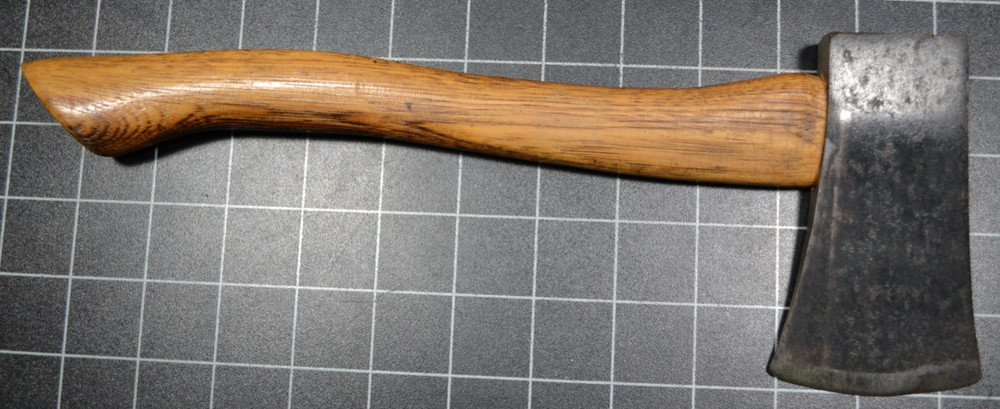 STANLEY - #59-200 - 1 1/4# - CAMP HATCHET