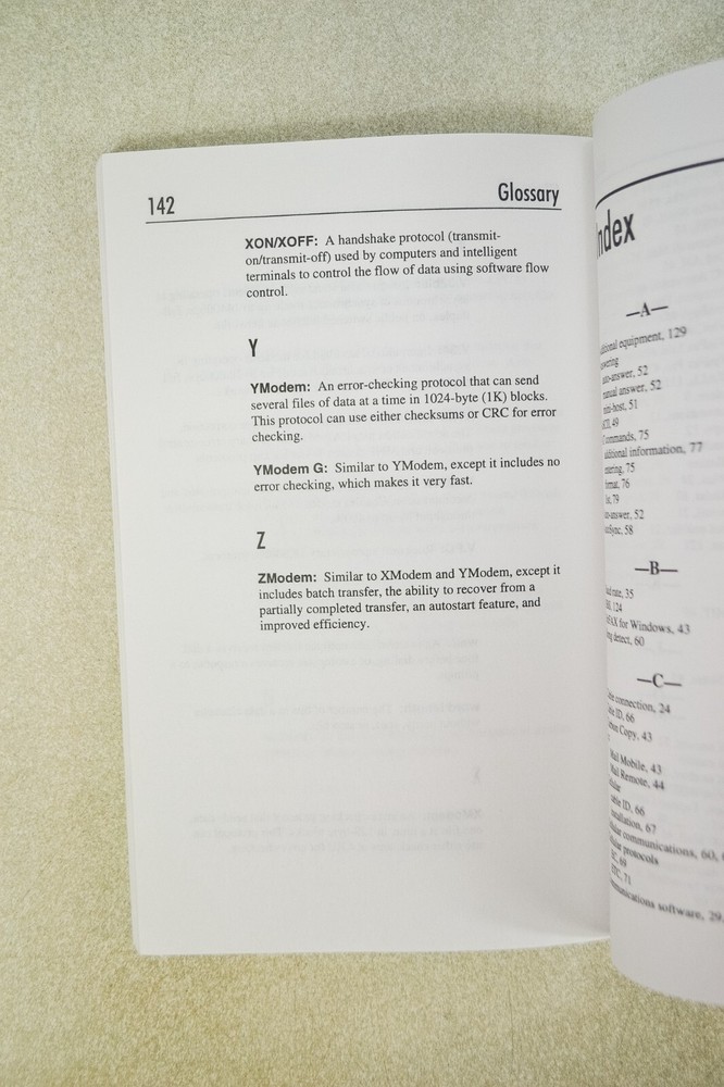 PC Card Modem User Reference Guide Megahertz US Robotics 1996