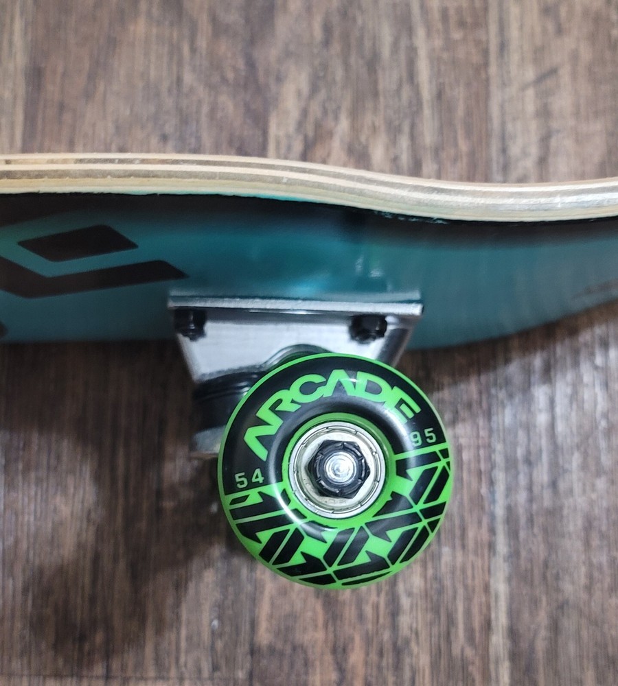 Arcade Pro Complete Skateboard - Standard size 31" - Complete