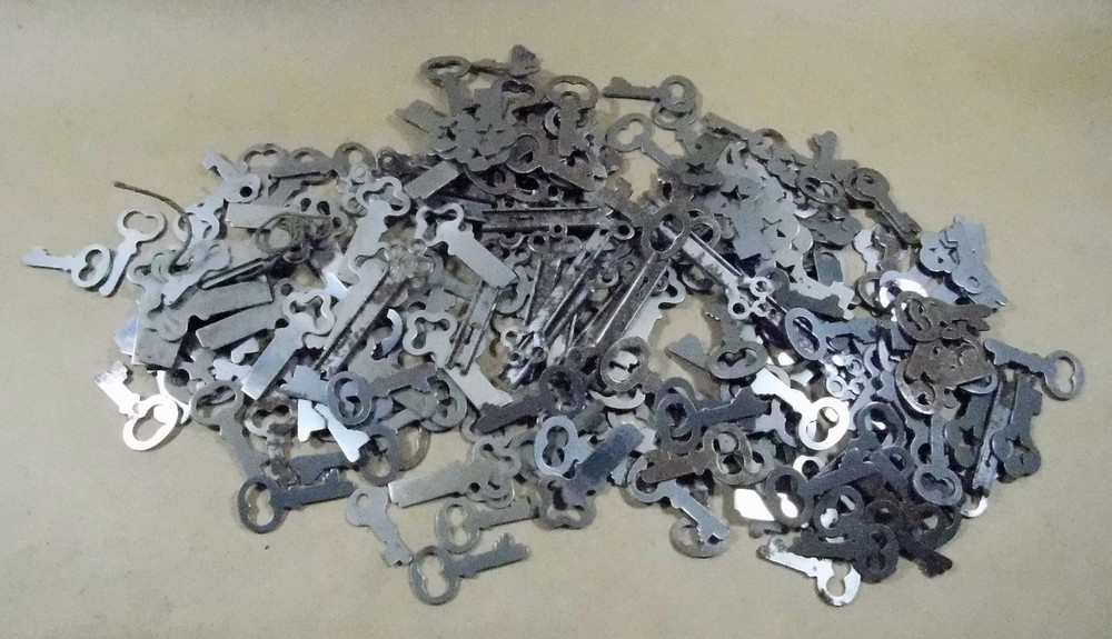 Flat key blanks