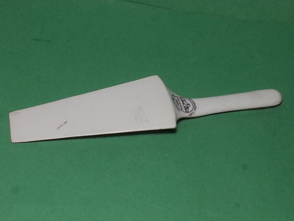 A Special Place Cake Server Porcelain