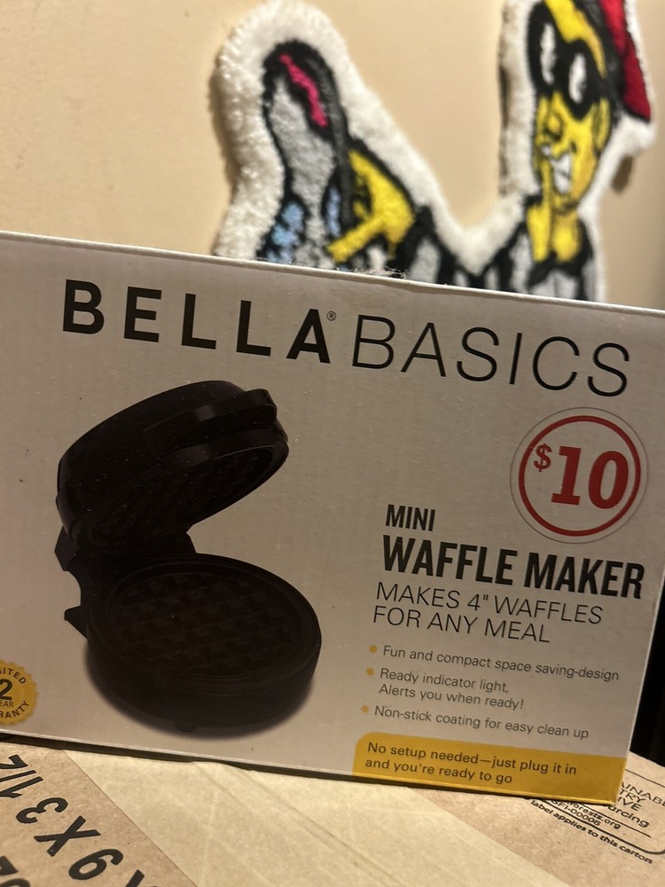 Bella Basics Mini Waffle Maker