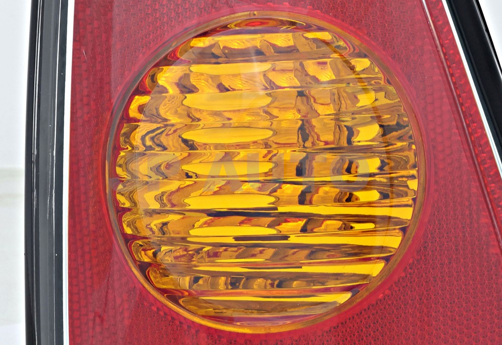 For 2002-2006 Mini Cooper Tail Light Set Driver and Passenger Side