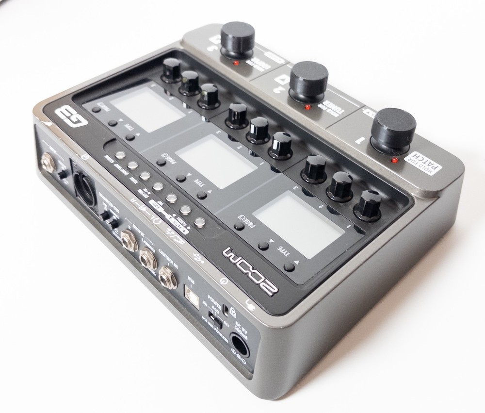 Zoom G3 Effects Processor Tested Working Used w/ adapter box