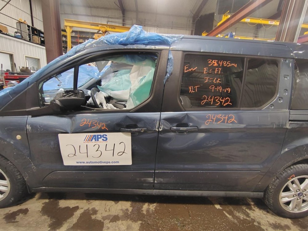 TRANSCNCT 2020 Headrest 1487813