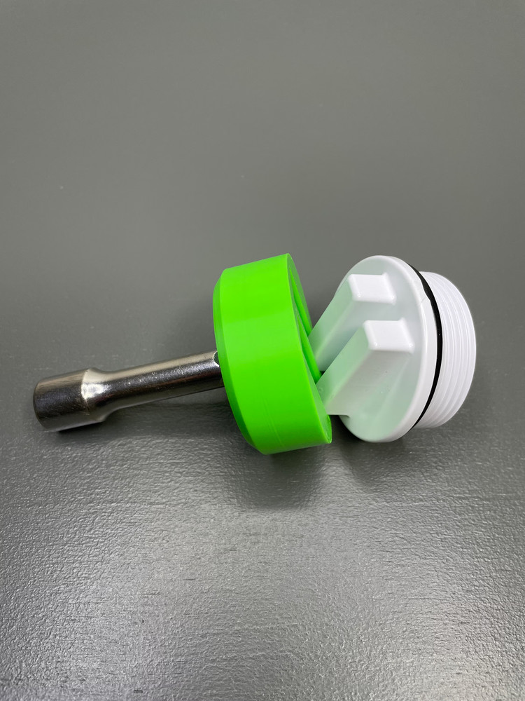 Hayward Pool Filter Plug Socket- Fits 1.5" Slotted Plug