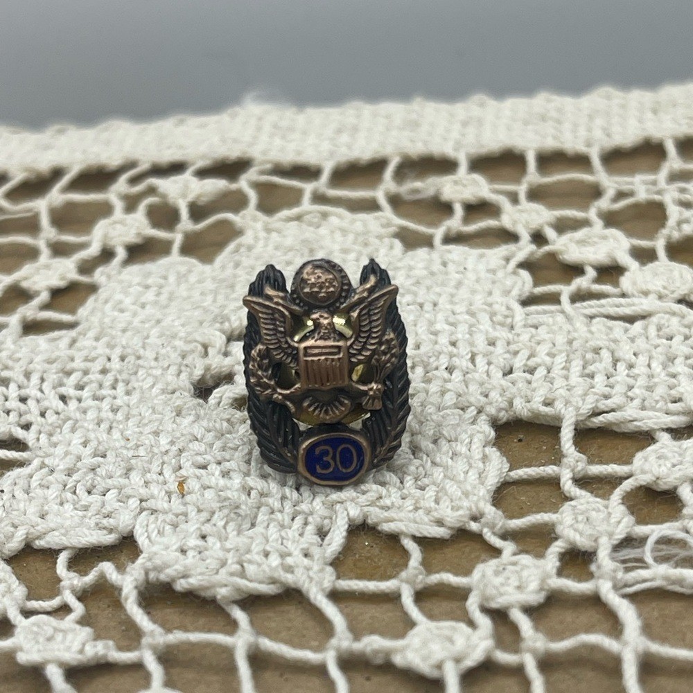 Eagle Emblem pin 30 year